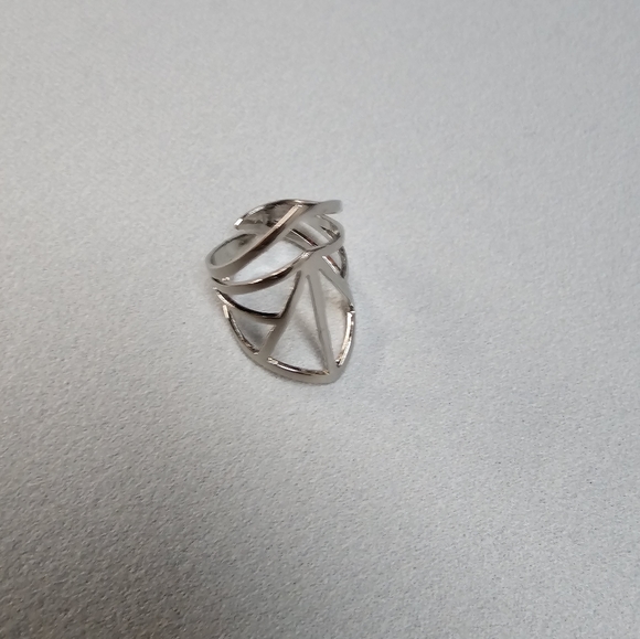 Ring - Picture 2 of 2